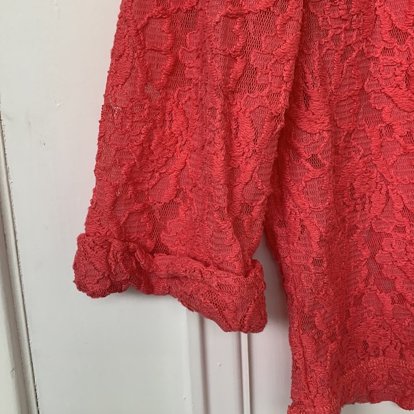 3/$15! Joe Fresh Women’s 3/4 length sleeves top. Size M - Picture 3 of 6